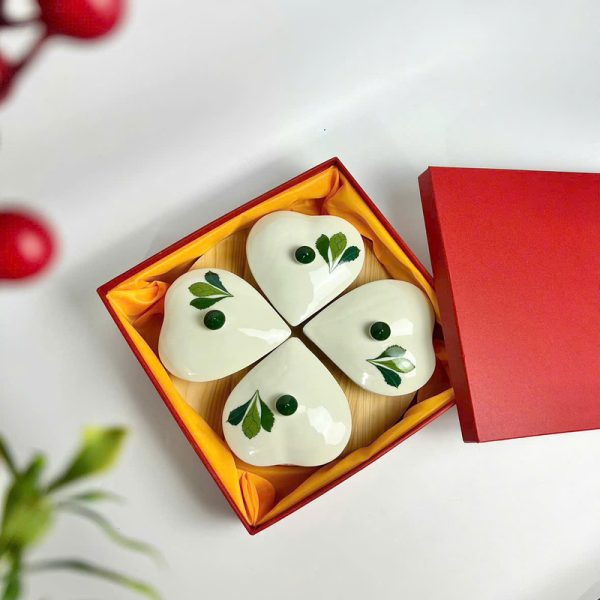 Đa dạng kiểu dáng khay mứt theo nhu cầu Đa dạng kiểu dáng khay mứt theo nhu cầu