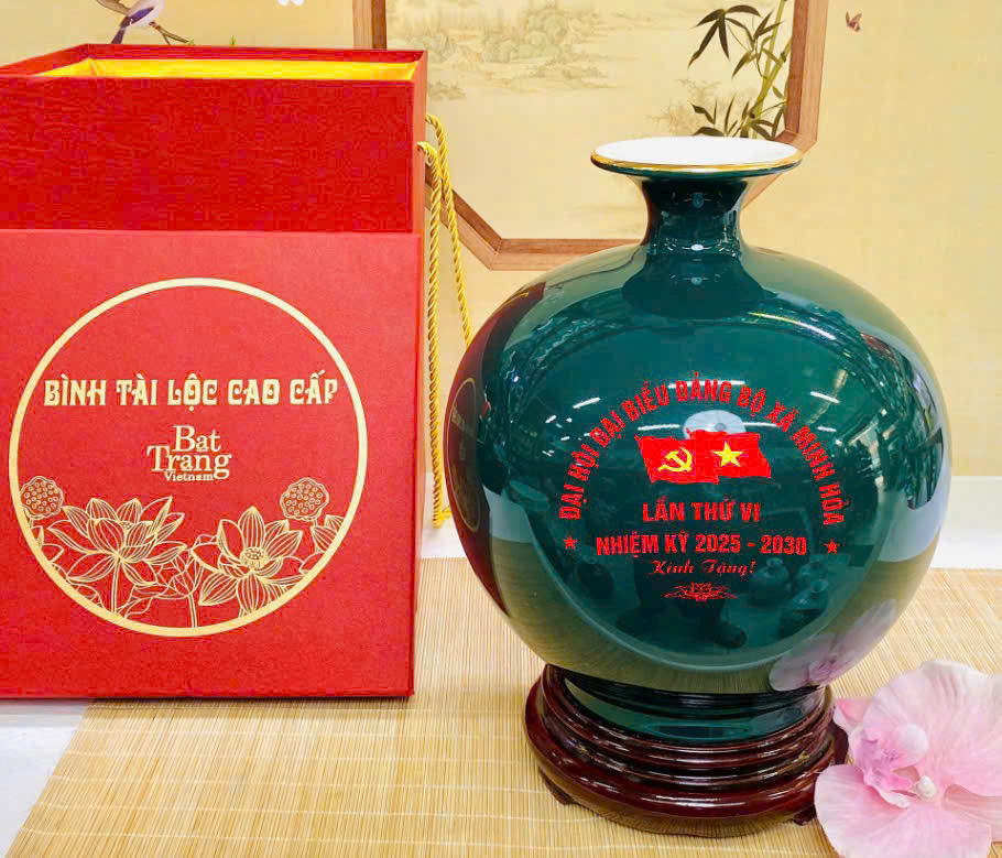 Bình hút tài lộc in logo đại hội Bình hút tài lộc in logo đại hội