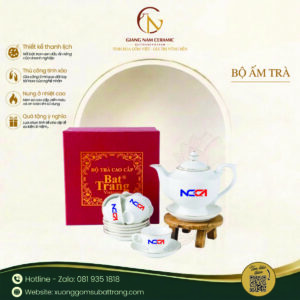 Bộ ấm trà đèn thần kẻ chỉ vàng in logo